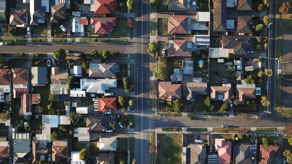 top view of houses during daytime